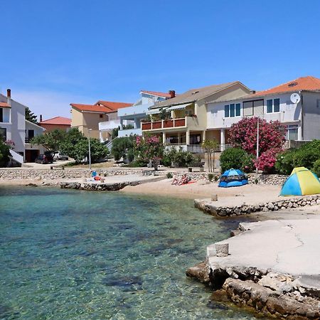 Apartments By The Sea Mandre, Pag - 3084 Kolan Extérieur photo