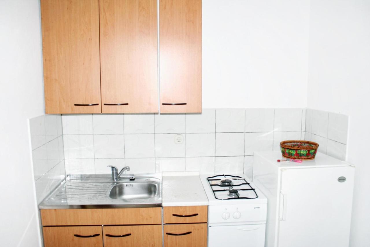 Apartments By The Sea Mandre, Pag - 3084 Kolan Extérieur photo