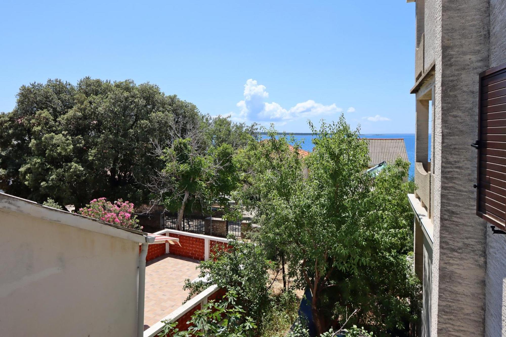 Apartments By The Sea Mandre, Pag - 3084 Kolan Extérieur photo