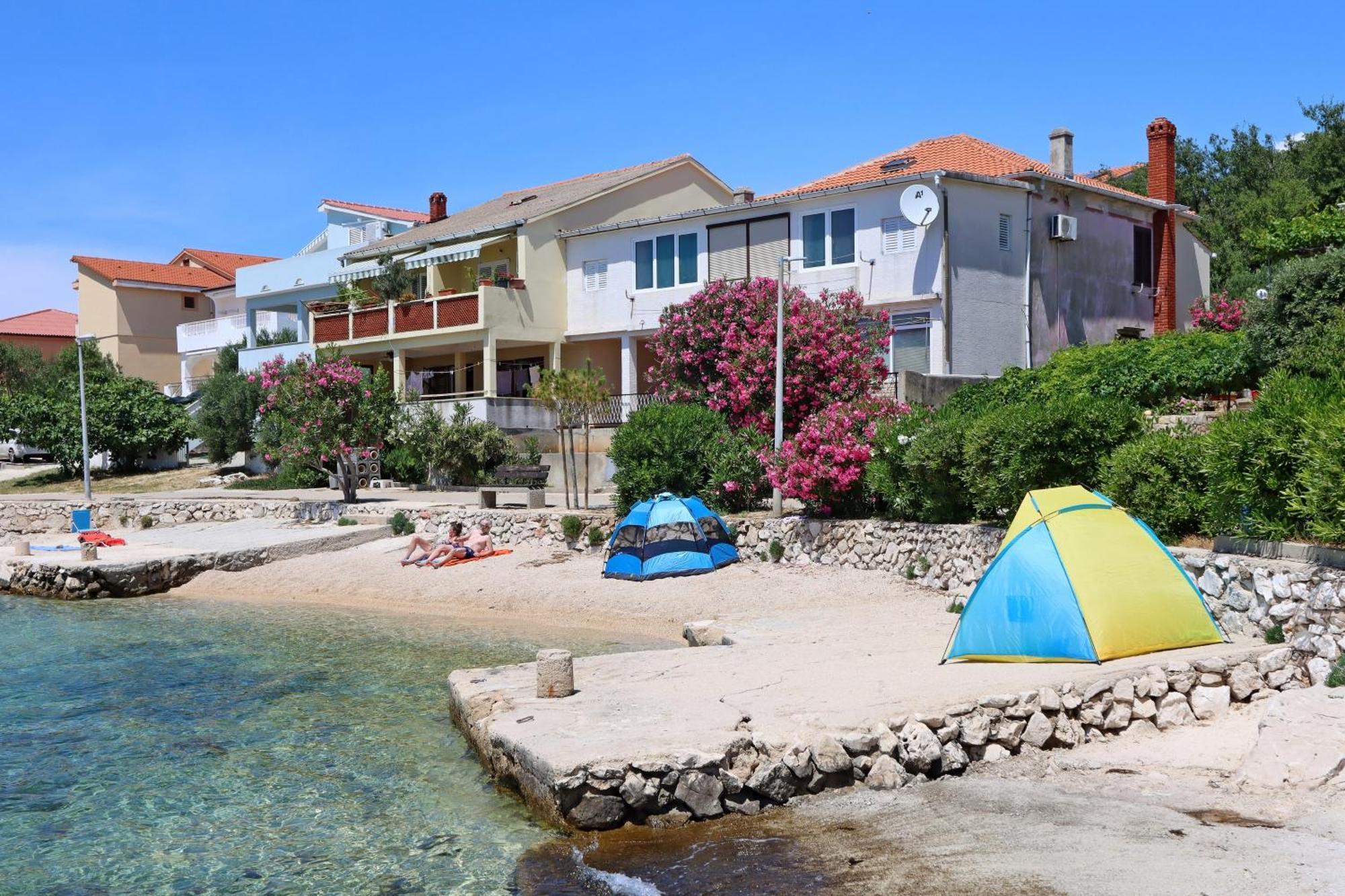 Apartments By The Sea Mandre, Pag - 3084 Kolan Extérieur photo